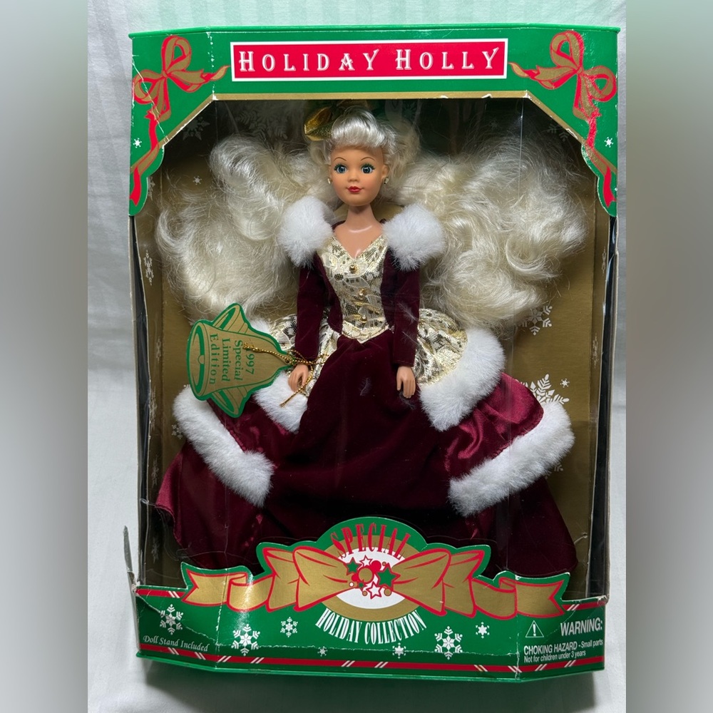 Holiday Holly doll. Special Holiday Collection 1997. Vintage